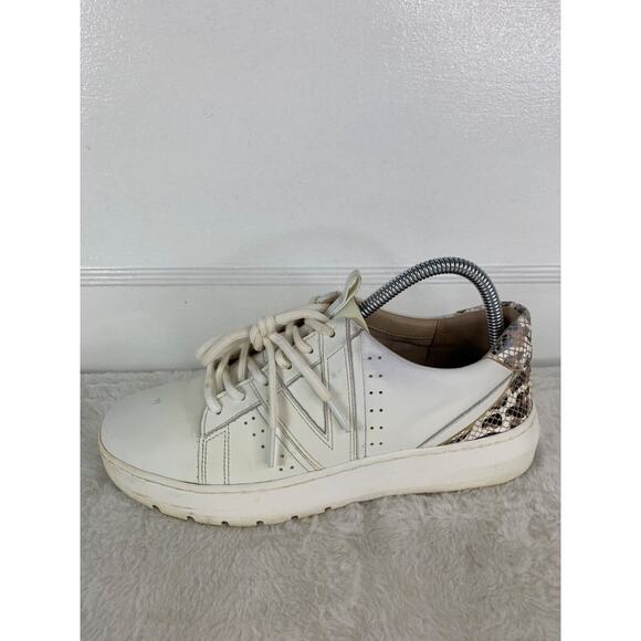 Vionic Womens Size 7.5 White Sneakers With Snakeskin Detail & Lace-Up Closure - Picture 4 of 9